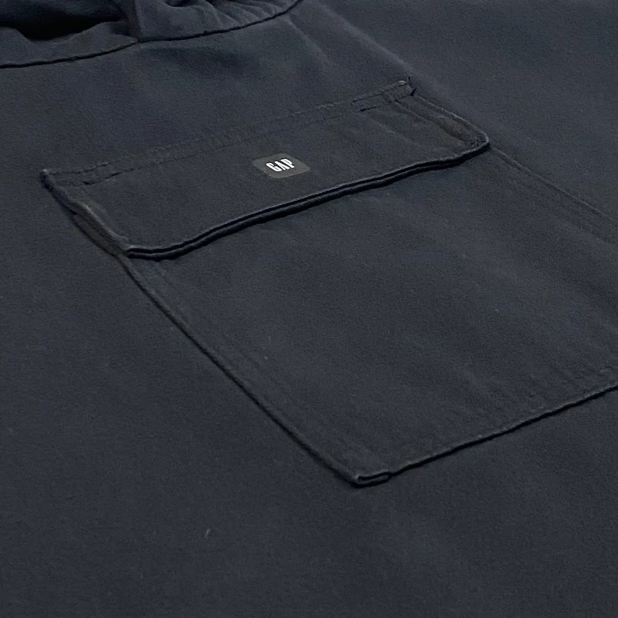 YGEBB 2022 Sateen Hooded Anorak In Black